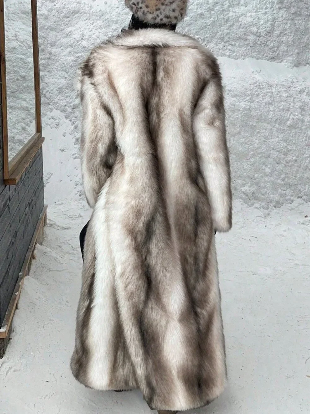White Casual Women's Long Faux Fur Collar Coat